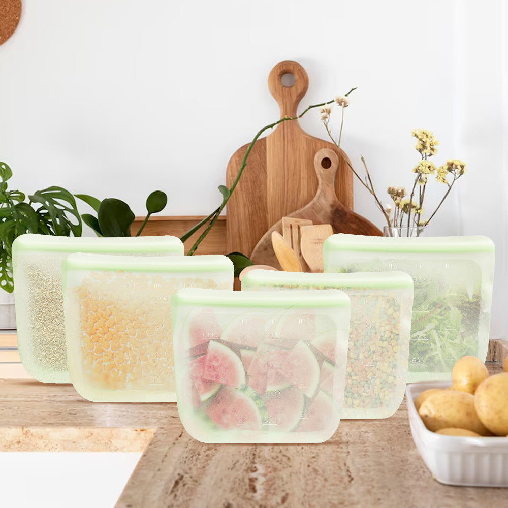 Purifyou 64 oz reusable silicone food storage bags - lime cream